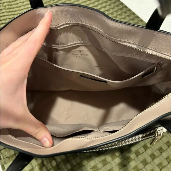 Kate Spade Staci Large Tan and Black Tote - Picture 6 of 7